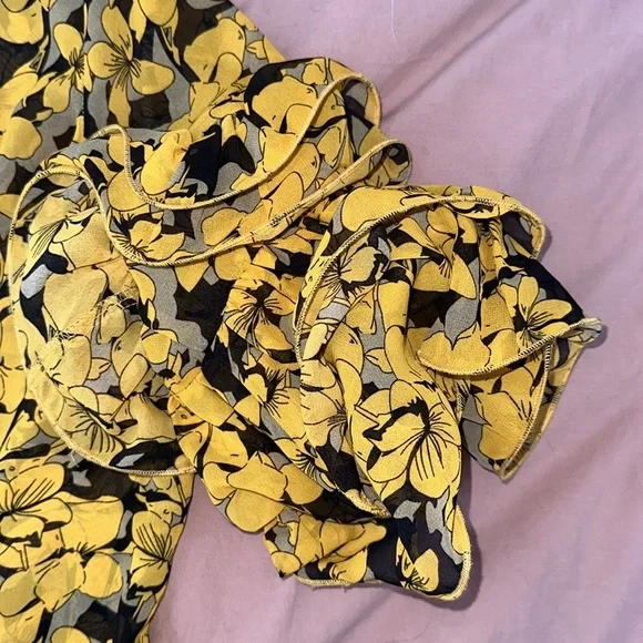 Top - Picture 4 of 4